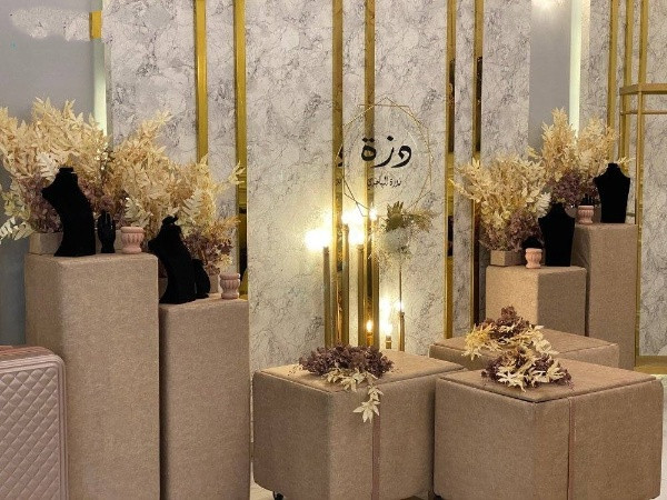 للبيع مشروع دزات ضخم