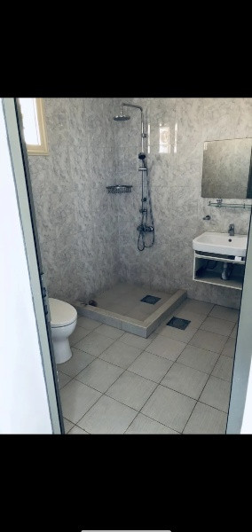 استوديو للإيجار بالفنطاس السكني ..